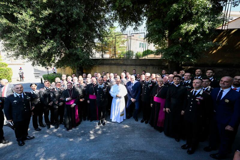 papa-leon-xiv-policias.jpg