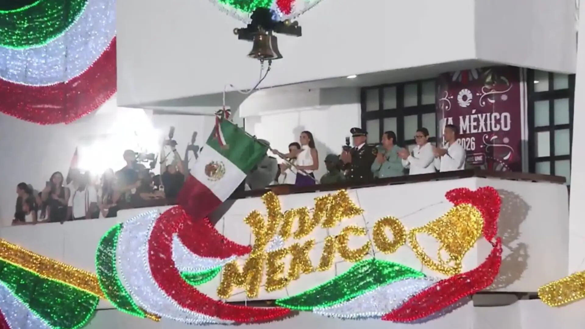 Ana Paty Peralta conmemora el 216 Aniversario del Grito de Independencia en Cancún