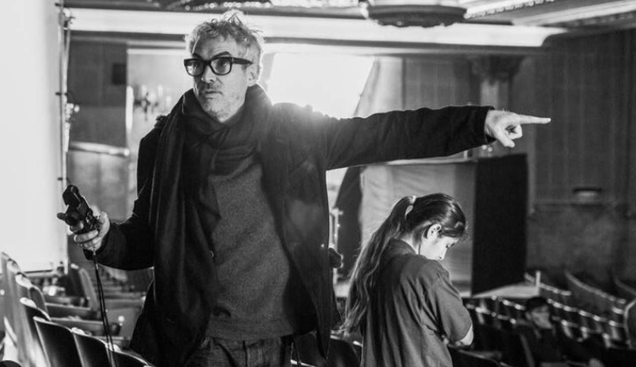 ¿Recibiste un mensaje de Alfonso Cuarón Podría ser una estafa